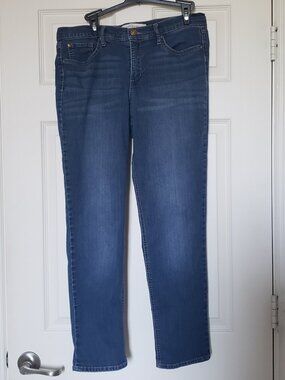 Vintage X America Women's Weekend Crop Jeans - Size 12/31 - EUC